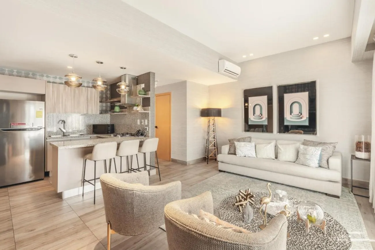 Breakfast Included Regatta Living II 504 Apartment Los Prados